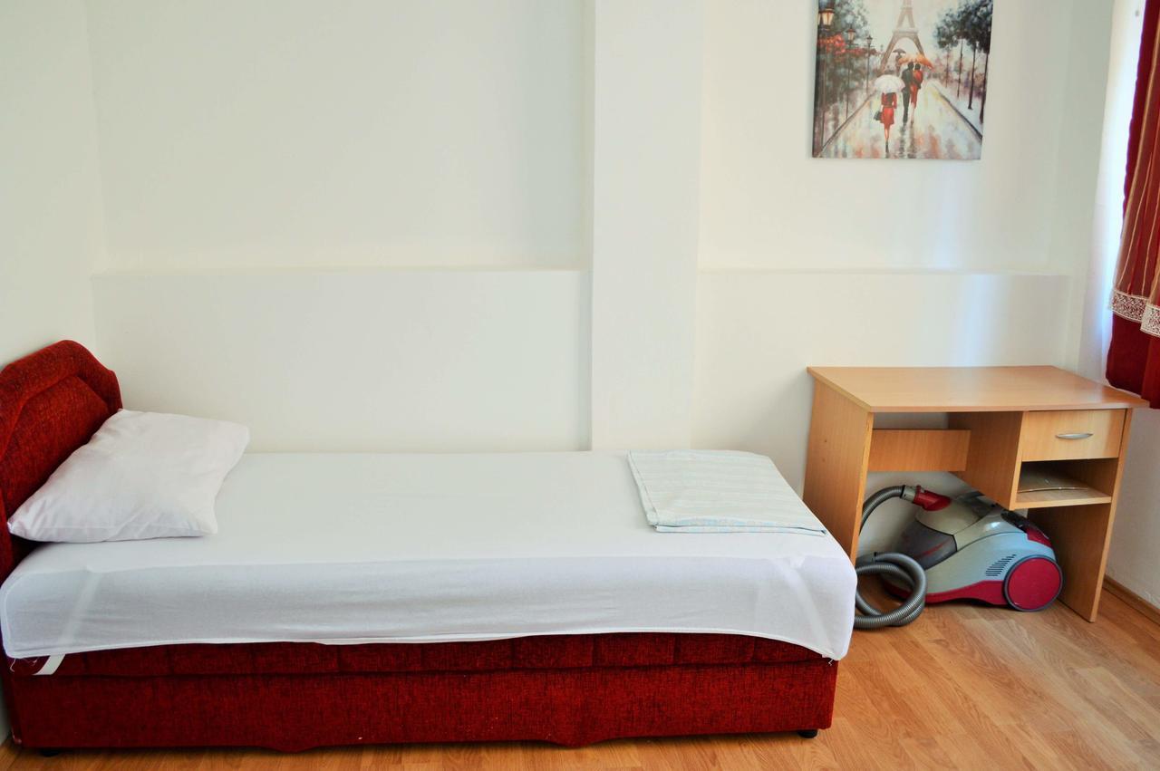 A&J Apartment Budva Exterior foto